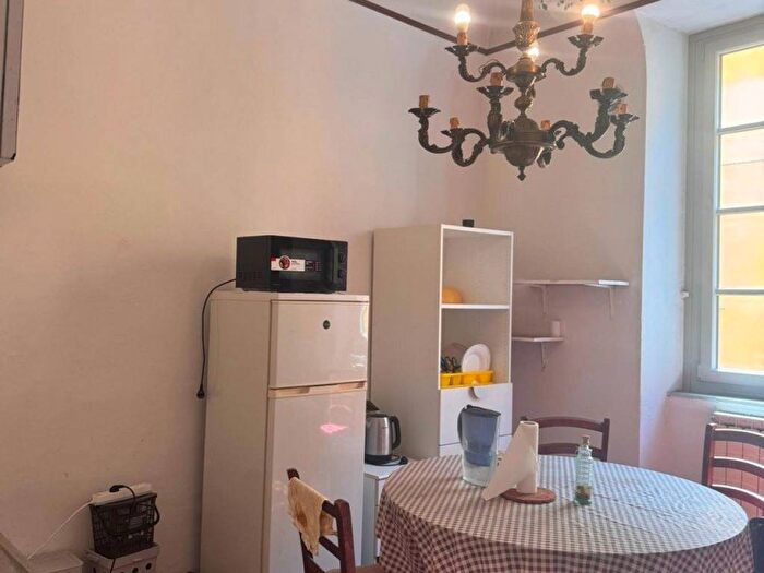 Appartamento trilocale in affitto in Via Giosuè Carducci, San Francesco, Pisa