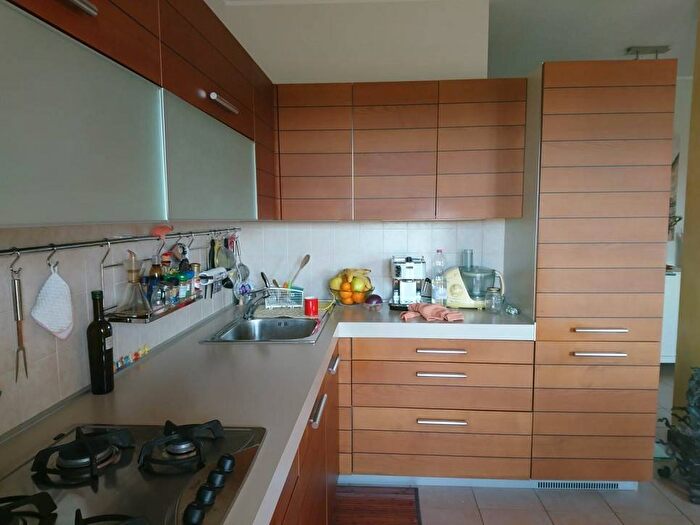 Appartamento trilocale in affitto in Via Ugo Zannoni, Zona Fiera, Verona