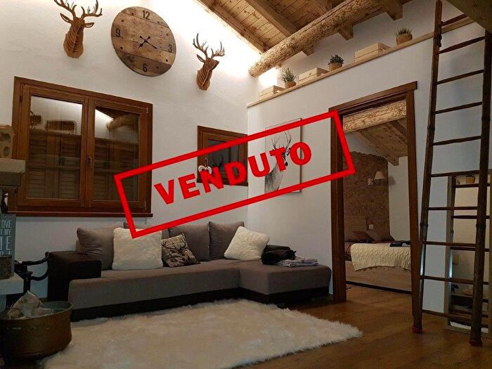 Appartamento trilocale in vendita in Via Tini, Campodolcino