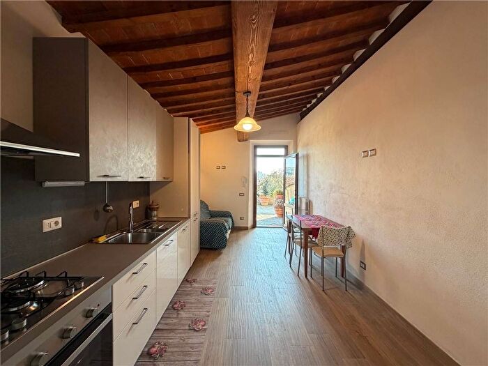 Appartamento quadrilocale in affitto in VIA MARTELLINI, Galluzzo, Firenze