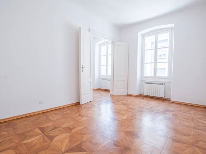 Appartamento bilocale in affitto in Via Malcanton, Città Vecchia, Trieste