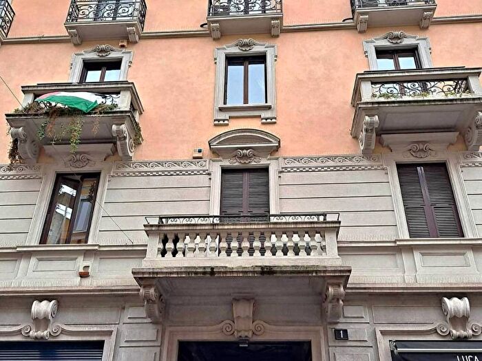 Appartamento quadrilocale in affitto in Via Antonio Scarpa, Vercelli Wagner, Milano