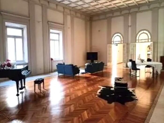 Appartamento con 6 locali in vendita in Corso Umberto I, Mantova