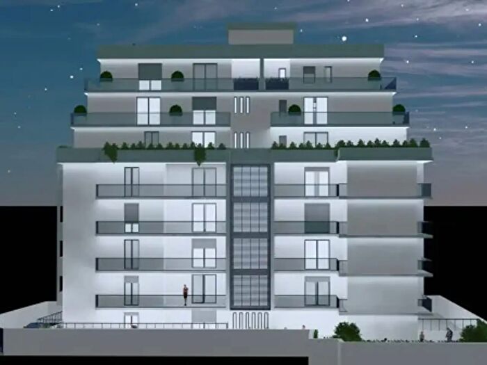 Appartamento con 6 locali in vendita in Via Umberto Giordano, Palermo