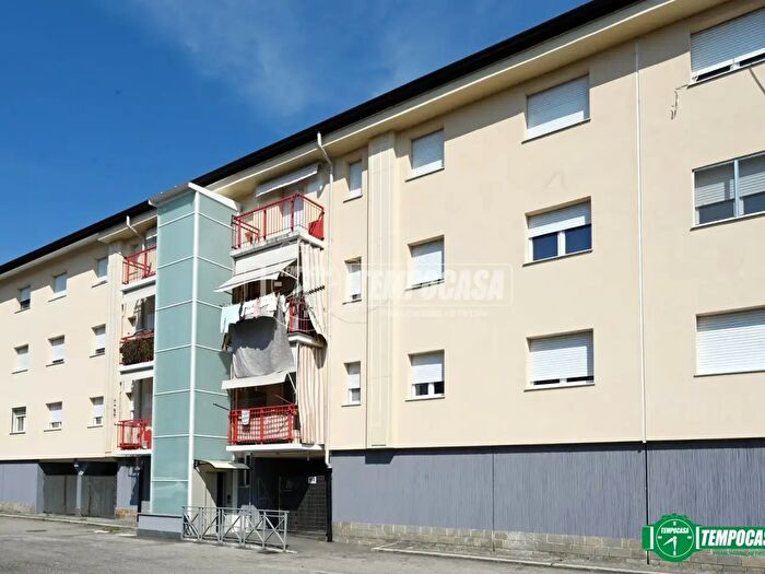 Appartamento trilocale in vendita in Via Bruno Buozzi, Venaria Reale