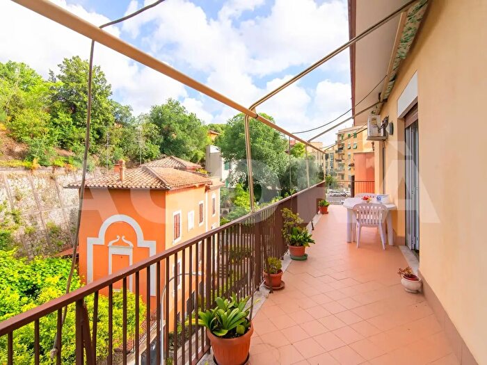 Appartamento quadrilocale in vendita in Via Alessandro Cialdi, Roma