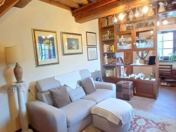 Appartamento in vendita in Fosdinovo