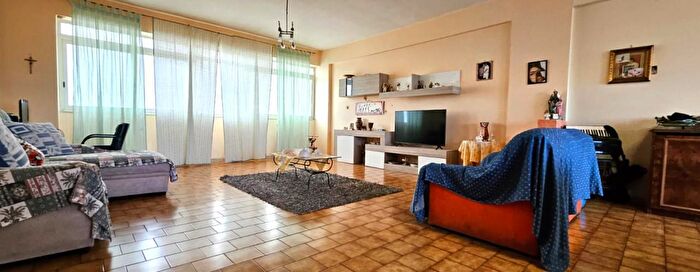 Appartamento con 5 locali in vendita in Via Carlo Lorenzini Collodi N E, Palermo