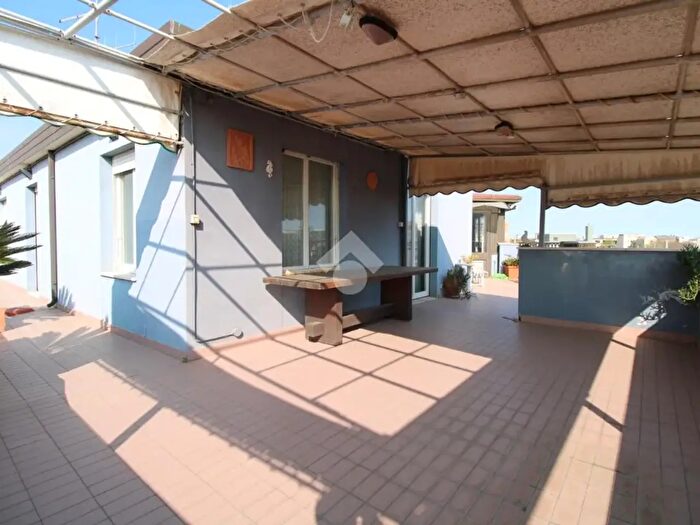 Appartamento con 5 locali in vendita in Via Decio Raggi, Pesaro