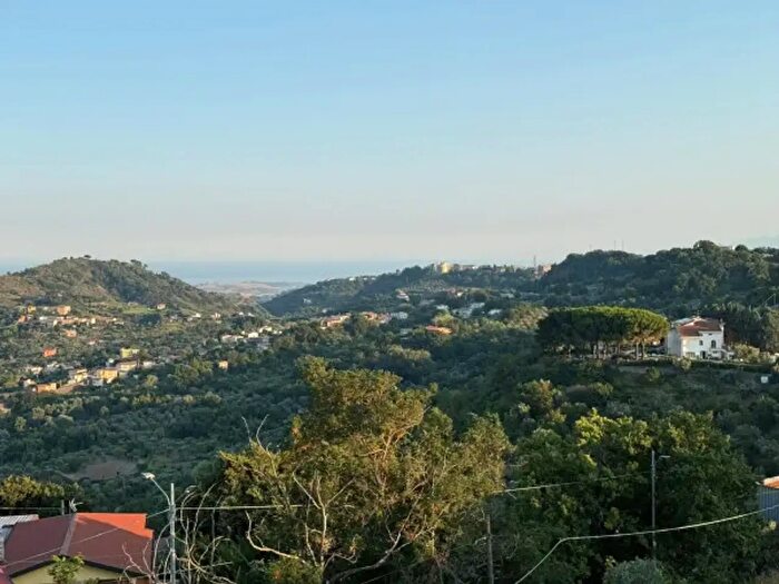 Appartamento quadrilocale in vendita in Via Onofrio Colace, Catanzaro