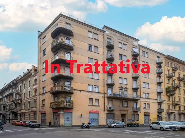 Appartamento quadrilocale in vendita in Piazza Amedeo Peyron, Torino