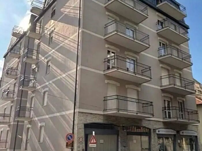 Appartamento trilocale in vendita in Via Anna Frank, Calolziocorte
