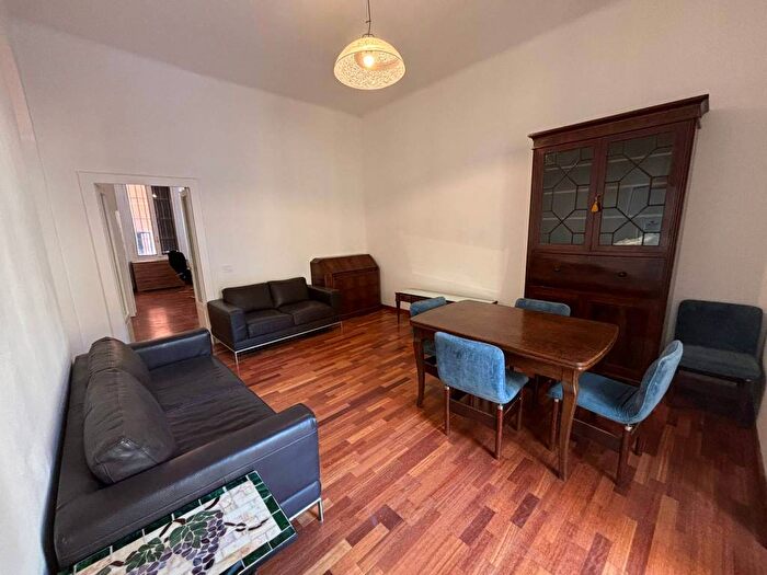 Appartamento trilocale in affitto in Corso di Porta Ticinese, Ticinese, Milano