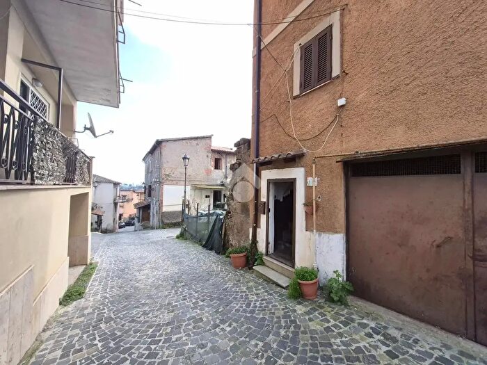 Appartamento bilocale in vendita in Via del Pero, Valmontone