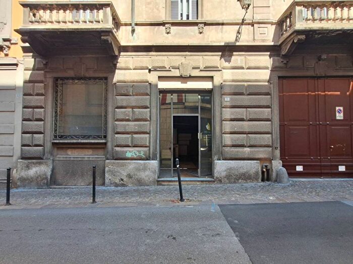 Casa monolocale in vendita in Via Carlo Cattaneo, Centro, Lecco