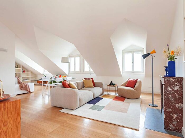 Casa bilocale in affitto in Largo Francesco Richini, Missori, Milano