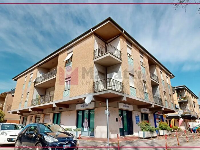 Appartamento trilocale in vendita in Via Silverio Picerli, Rieti