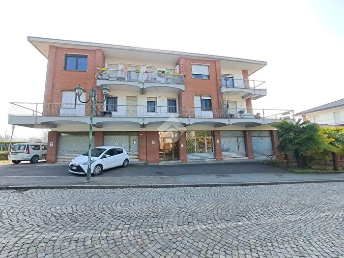 Appartamento bilocale in affitto in Viale Lido, Viverone