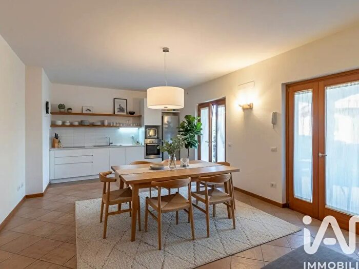 Appartamento trilocale in vendita in Via Bardino, Torri Del Benaco