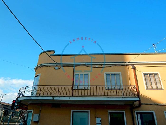 Casa con 6 locali in affitto in Via Roma, Saletto, Borgo Veneto