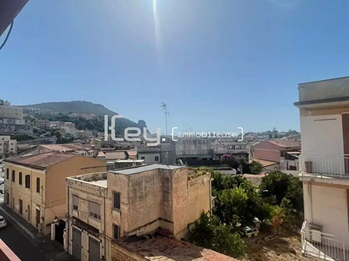 Appartamento con 5 locali in vendita in Terracina