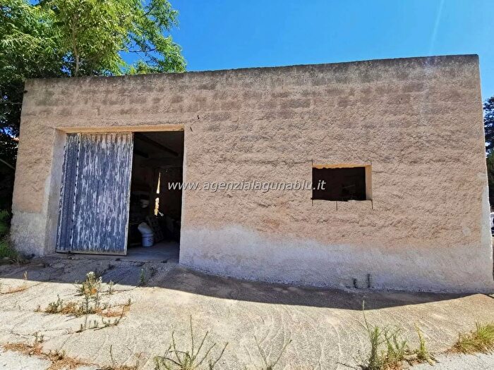 Casa quadrilocale in vendita in Contrada Ventrischi, Marsala