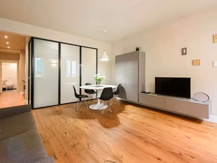 Appartamento monolocale in affitto in Firenze
