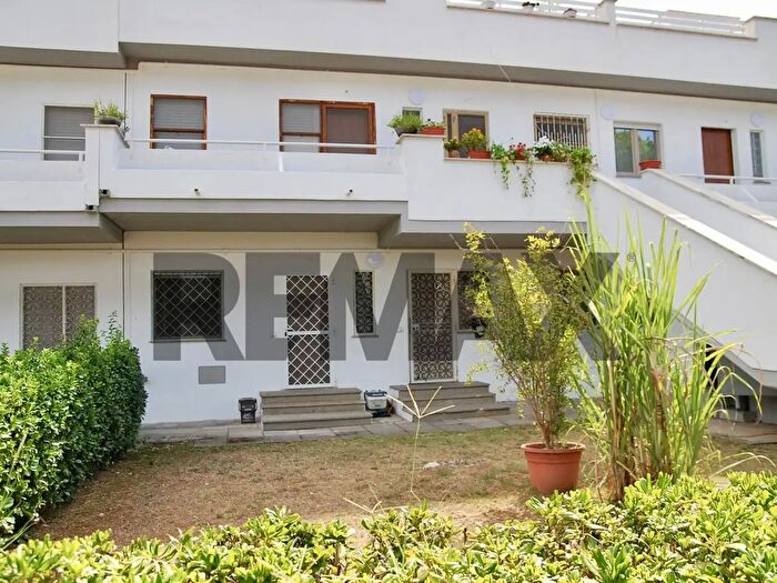 Appartamento trilocale in vendita in Via Golfo degli Aranci, Latina