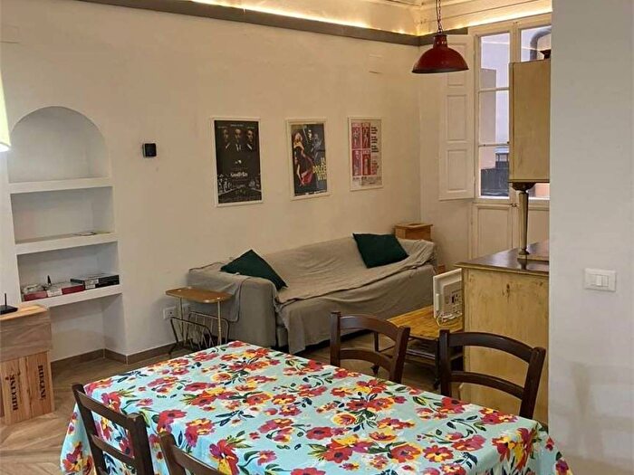 Appartamento trilocale in affitto in santa croce, Santa Croce, Firenze