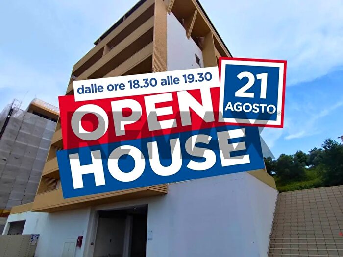 Appartamento quadrilocale in vendita in Via Colle dell'Ara, Chieti