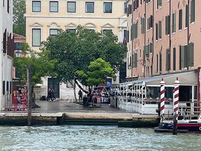 Appartamento quadrilocale in vendita in Venezia