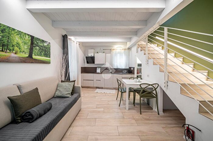 Appartamento bilocale in vendita in Via San Marcello, Arco