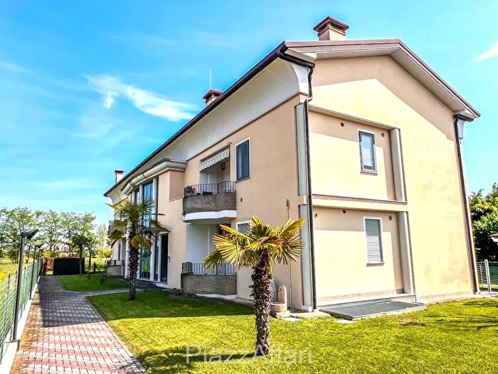 Appartamento quadrilocale in vendita in Via Don Bosco, Brugine