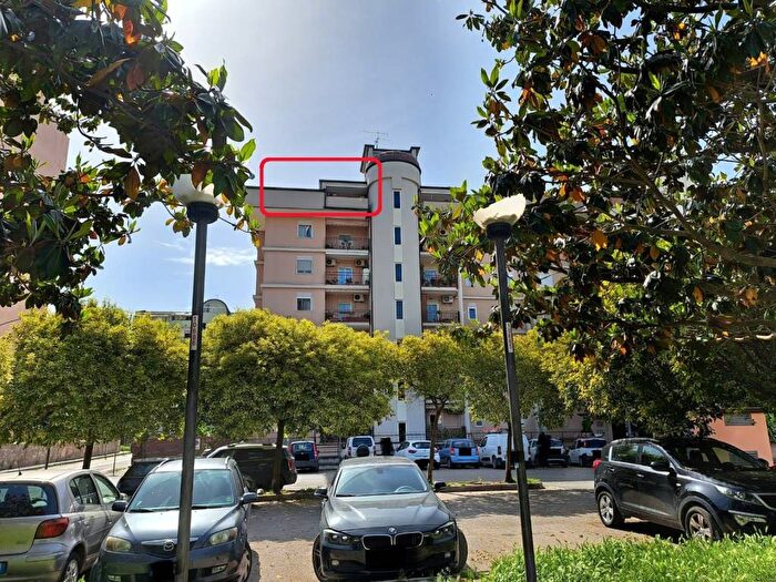 Casa trilocale in affitto in Piazza Giuseppe Ungaretti, Parco degli Aranci, Caserta