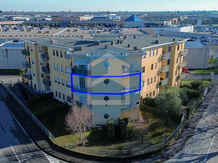 Appartamento trilocale in vendita in Via Monsignor Zeno Piccinelli, Palazzolo SullOglio