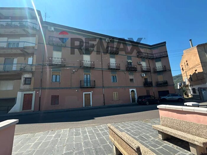Appartamento con 9 locali in vendita in CoriglianoRossano