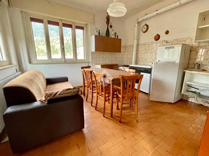 Appartamento trilocale in vendita in Borgo Salagona, Vigo Di Cadore