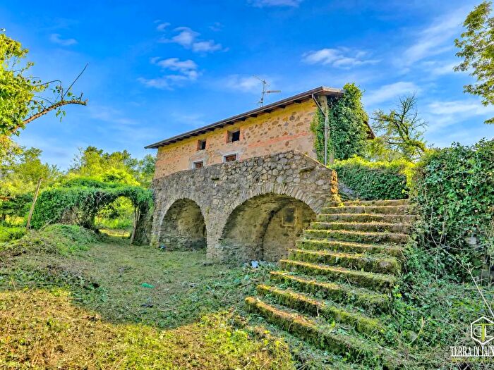 Casa con 12 locali in vendita in Strada Provinciale, Mulazzo