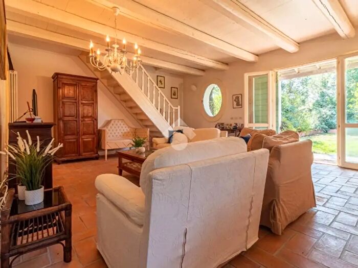 Casa con 5 locali in vendita in Via Meldola, Ravenna