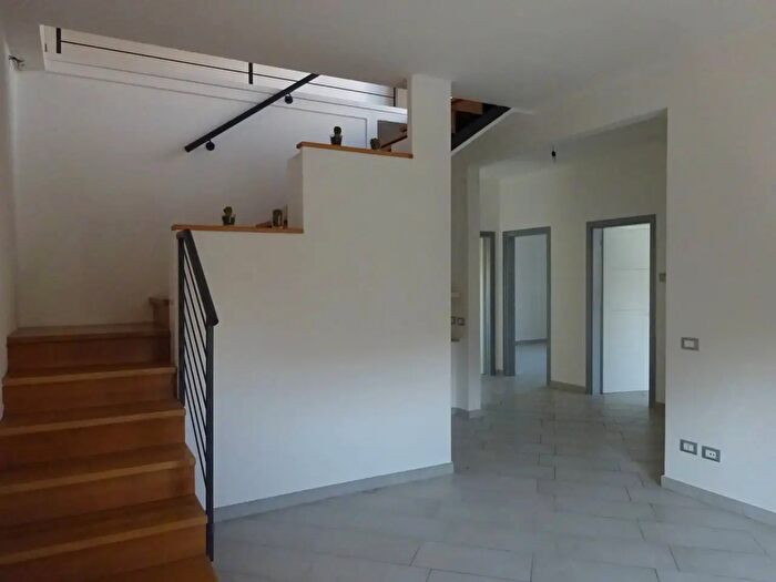 Appartamento con 5 locali in affitto in Via Verdi, Terre del Reno