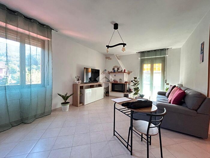 Appartamento con 6 locali in vendita in Via Graveglia, Ricco Del Golfo Di Spezia