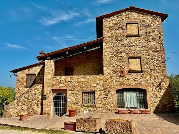 Casa con 11 locali in vendita in Ia Don Giovanni Minzoni, Gambassi Terme
