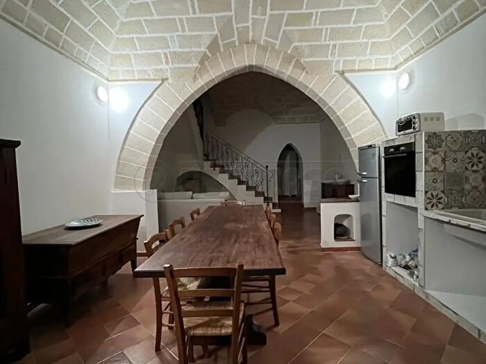 Casa con 6 locali in vendita in Via Telegrafo, Favignana