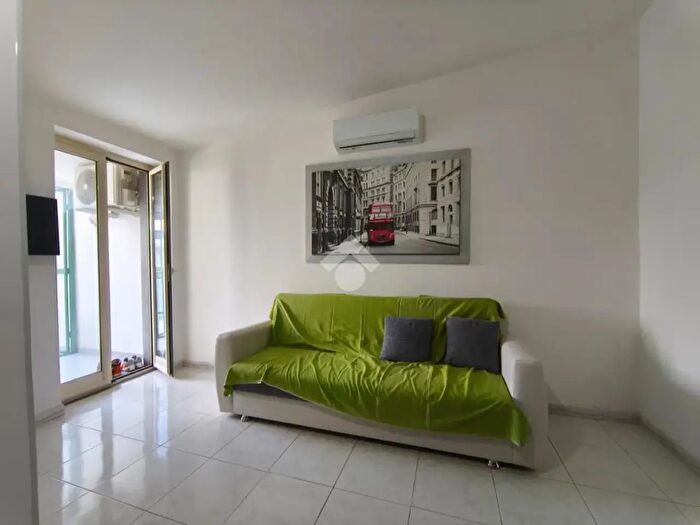 Appartamento bilocale in vendita in Via delle Palme, Melito Di Napoli