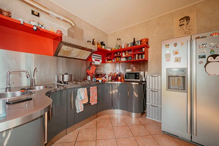 Casa con 5 locali in vendita in Robbio