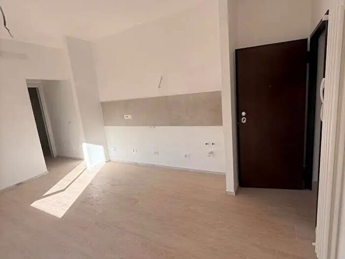 Appartamento bilocale in vendita in Via Tiberina, Roma