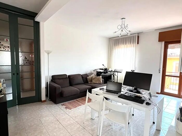Appartamento trilocale in vendita in Via Dietro Antonio Salieri, Verona