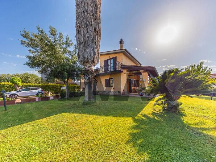 Casa trilocale in vendita in Via di Scoranello, Capena