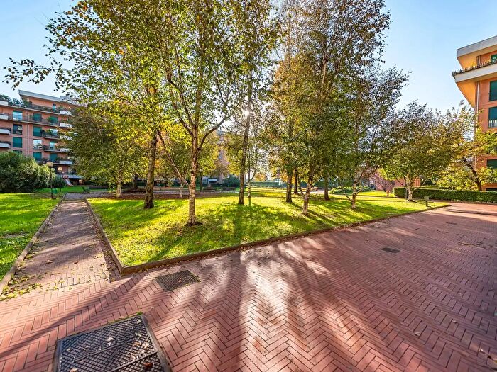 Appartamento quadrilocale in vendita in Lainate