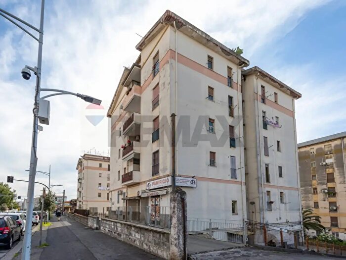 Appartamento trilocale in vendita in Catania